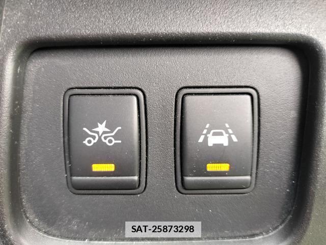 Nissan SERENA 2015-03 7805372-10