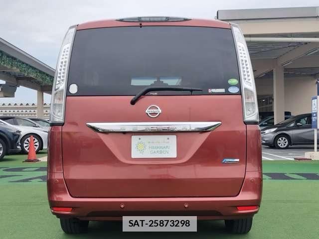 Nissan SERENA 2015-03 7805372-17