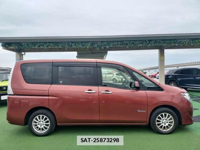 Nissan SERENA 2015-03 7805372-18