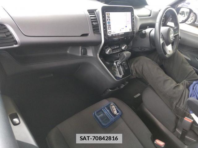 Nissan SERENA 2019-11 7805793-2