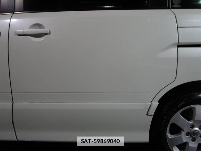 Nissan SERENA 2009-06 7806168-3