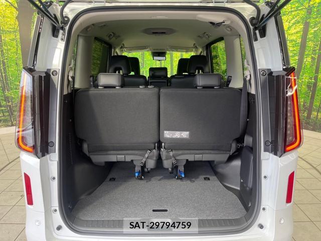 Nissan SERENA 2025-11 7806358-10