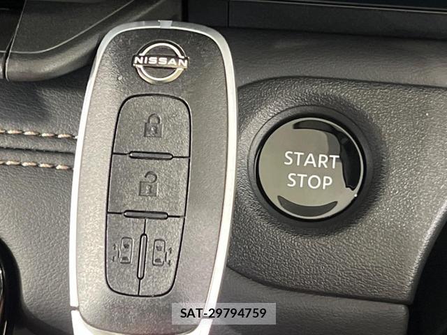 Nissan SERENA 2025-11 7806358-6