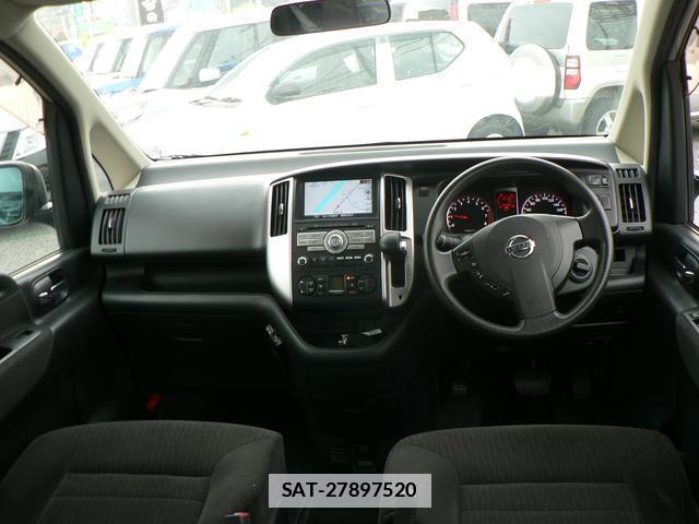 Nissan SERENA 2010-06 7806690-2