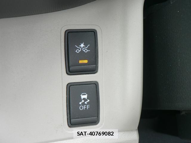 Nissan SERENA 2018-02 7806694-17