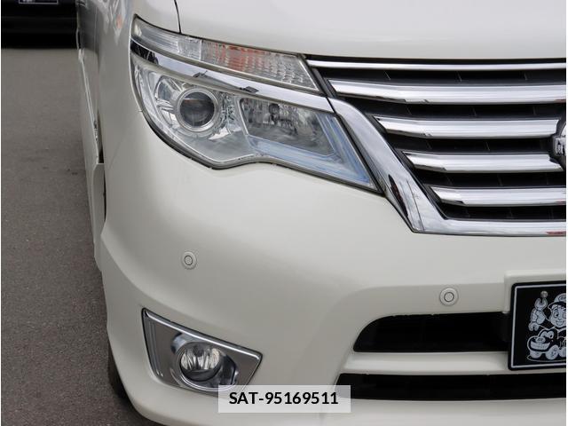 Nissan SERENA 2015-03 7808682-11