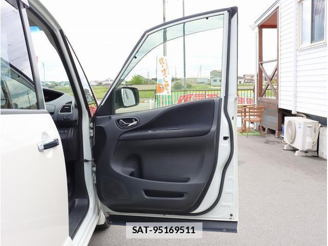 Nissan SERENA 2015-03 7808682-17