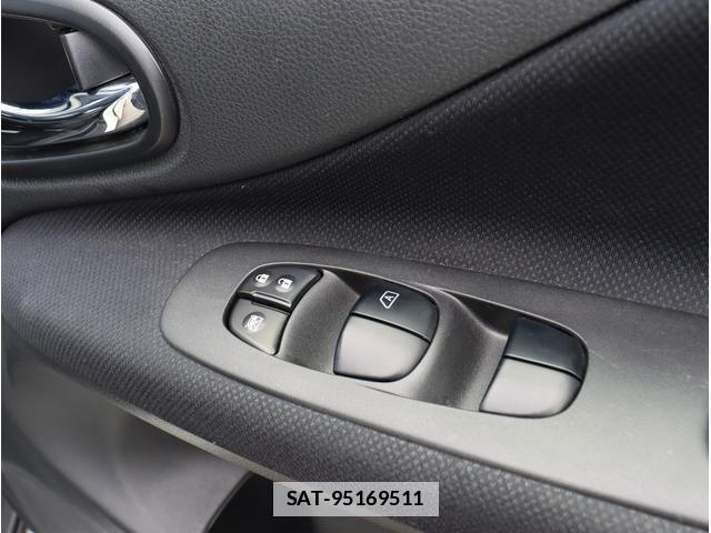 Nissan SERENA 2015-03 7808682-18