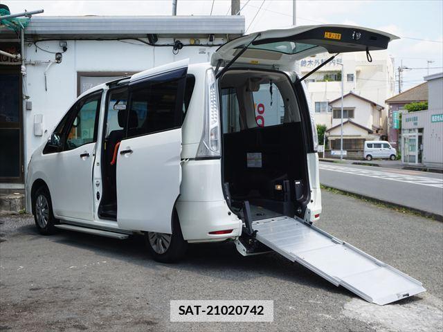 Nissan SERENA 2014-03 7809617-0