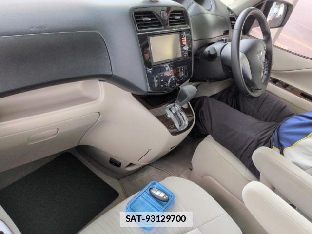 Nissan SERENA 2012-01 7810002-2