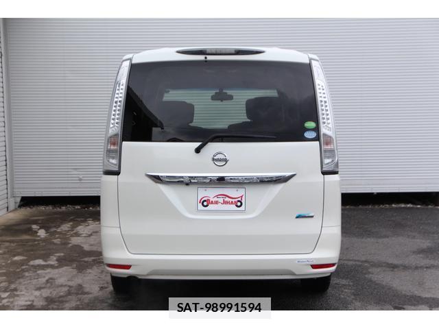 Nissan SERENA 2015-09 7810706-11