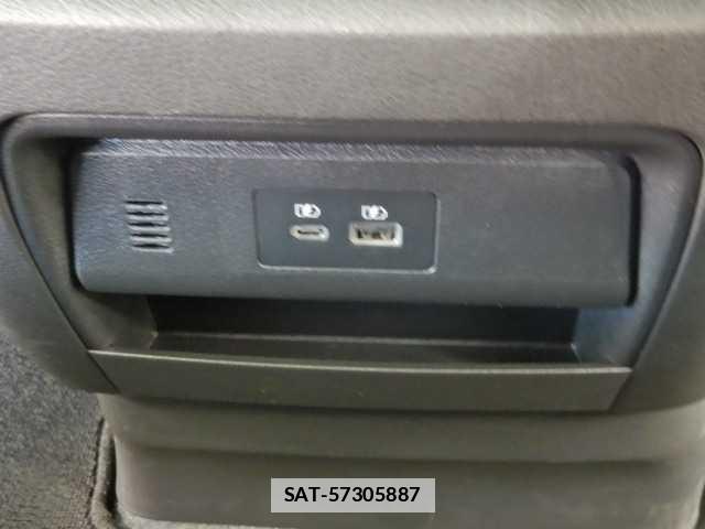 Nissan SERENA 2025-07 7810731-12