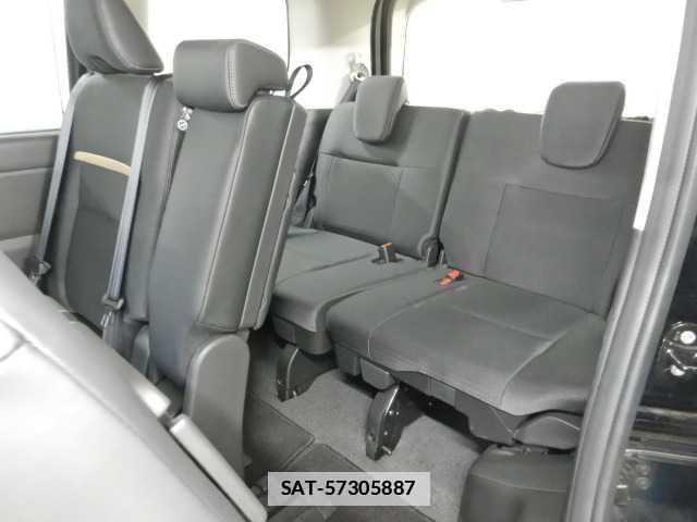 Nissan SERENA 2025-07 7810731-18