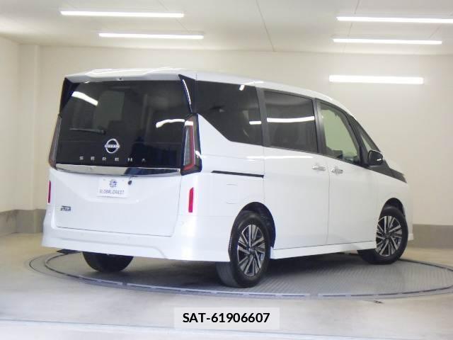 Nissan SERENA 2025-07 7810750-1
