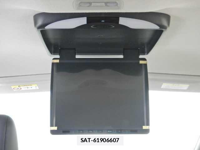 Nissan SERENA 2025-07 7810750-3