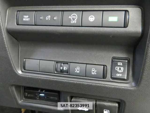 Nissan SERENA 2023-03 7810814-9