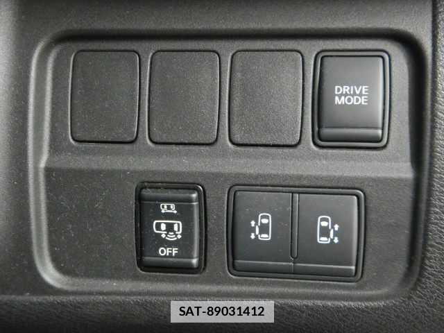 Nissan SERENA 2019-08 7810865-5