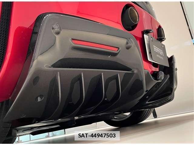 Ferrari SF90 Stradale 2021 7801782-15