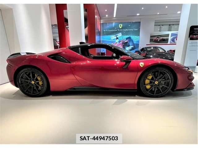 Ferrari SF90 Stradale 2021 7801782-7
