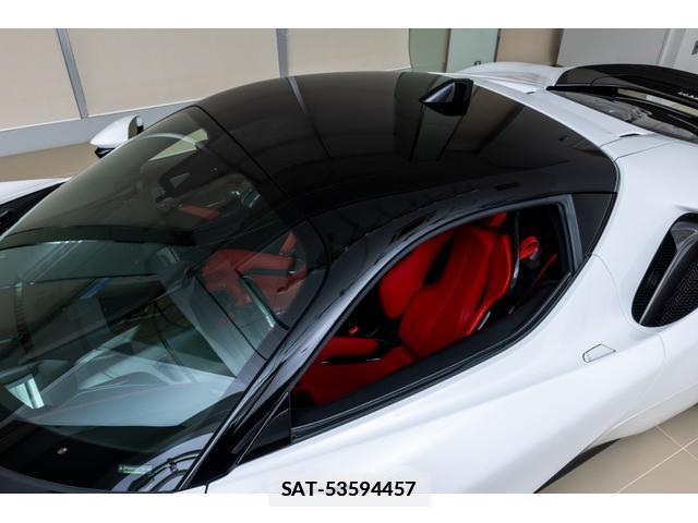 Ferrari SF90 Stradale 2022 7801784-11