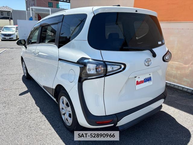 Toyota SIENTA 2020-07 7793569-8