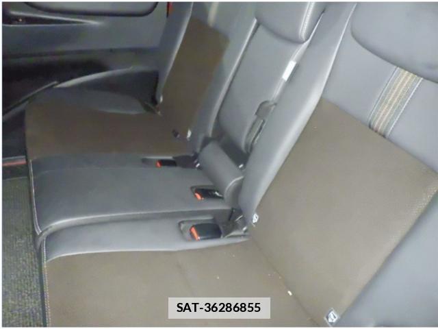 Toyota SIENTA 2022-04 7794044-4