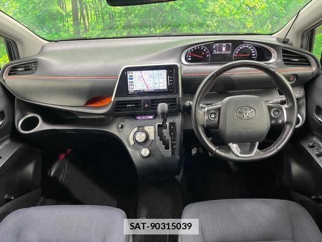 Toyota SIENTA 2015-09 7798169-1