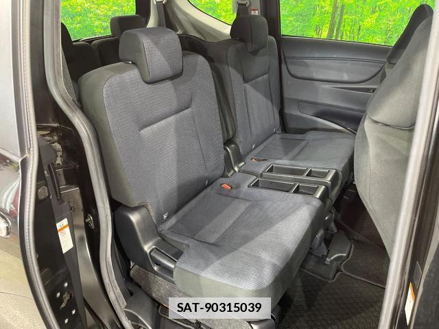 Toyota SIENTA 2015-09 7798169-10