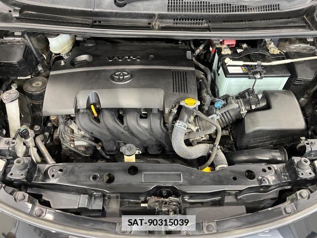 Toyota SIENTA 2015-09 7798169-18