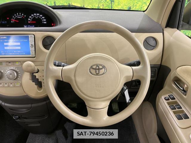 Toyota SIENTA 2009-11 7799409-11