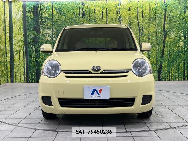 Toyota SIENTA 2009-11 7799409-14
