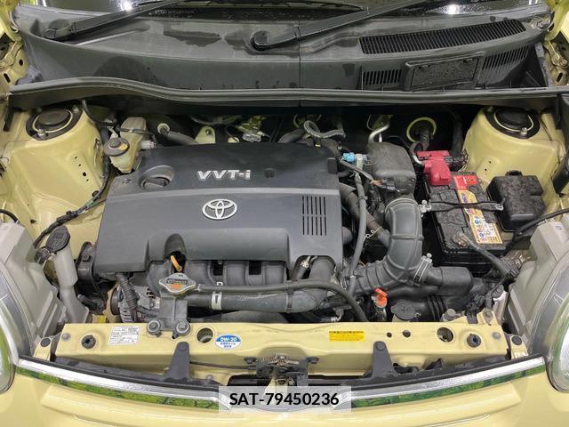 Toyota SIENTA 2009-11 7799409-18