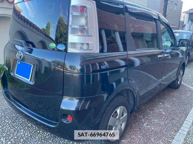 Toyota SIENTA 2012-06 7799908-2