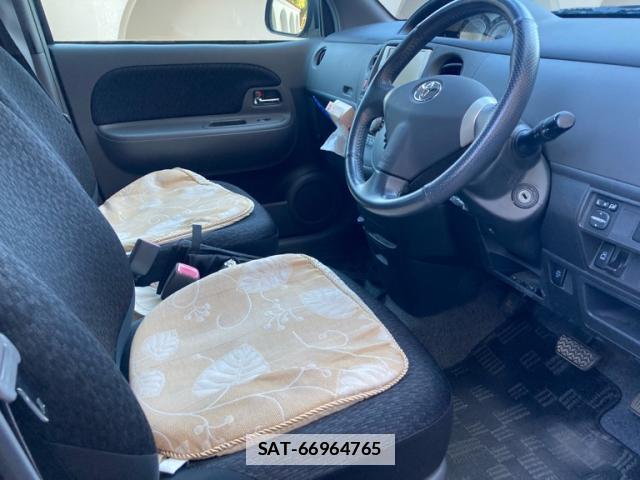 Toyota SIENTA 2012-06 7799908-5