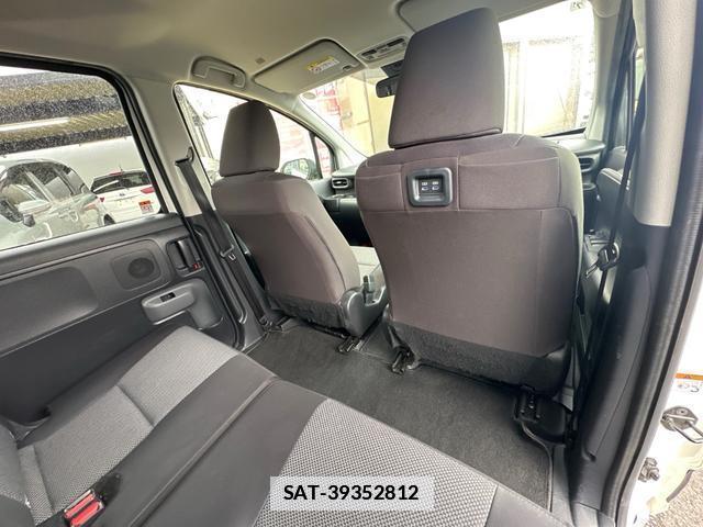 Toyota SIENTA 2023-07 7802814-13