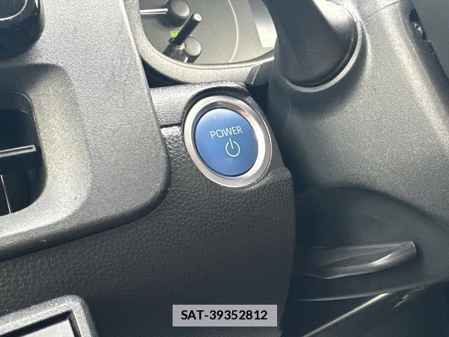 Toyota SIENTA 2023-07 7802814-7