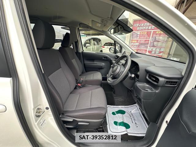 Toyota SIENTA 2023-07 7802814-8