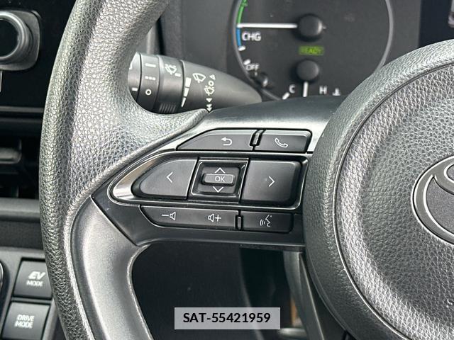 Toyota SIENTA 2023-07 7802818-16