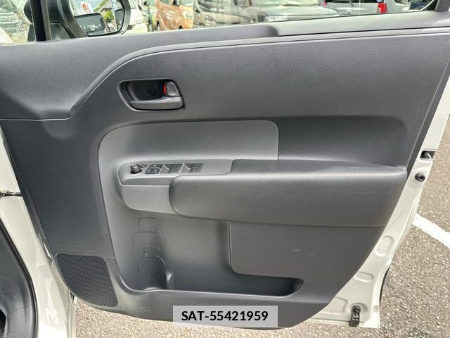 Toyota SIENTA 2023-07 7802818-18