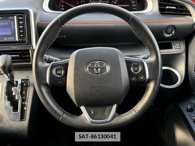 Toyota SIENTA 2017-10 7803180-12