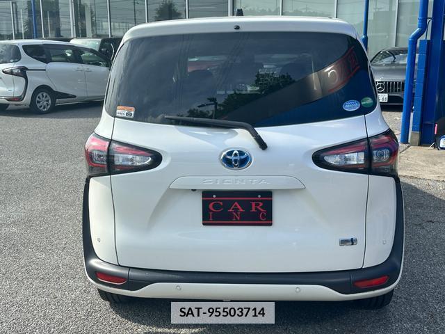 Toyota SIENTA 2018-09 7803582-5