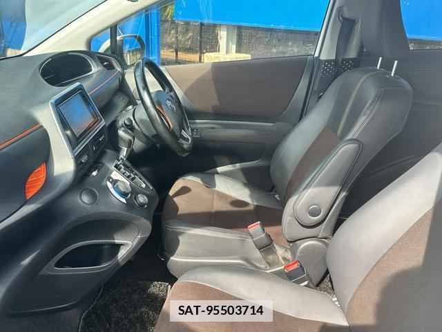 Toyota SIENTA 2018-09 7803582-9