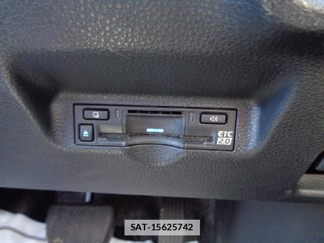 Toyota SIENTA 2025-03 7804230-8