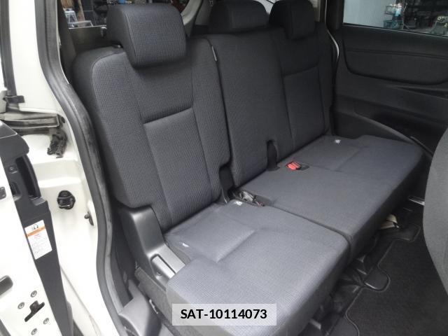 Toyota SIENTA 2017-01 7805198-11