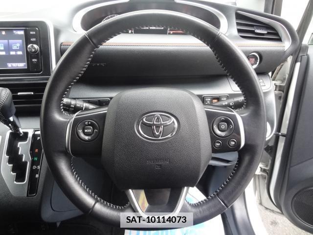 Toyota SIENTA 2017-01 7805198-14