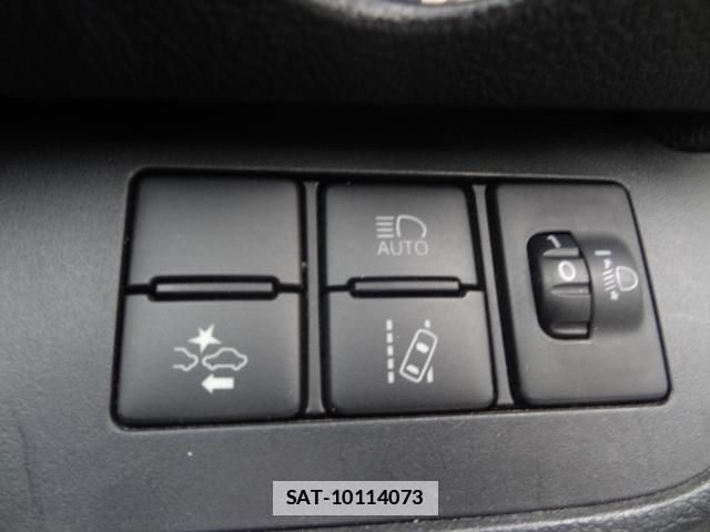 Toyota SIENTA 2017-01 7805198-5