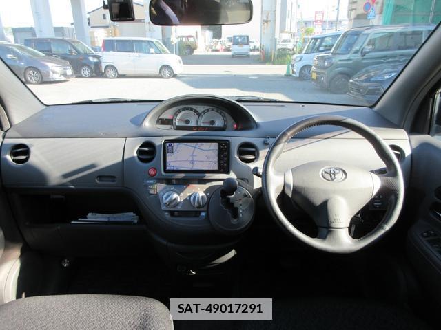 Toyota SIENTA 2011-11 7807002-14