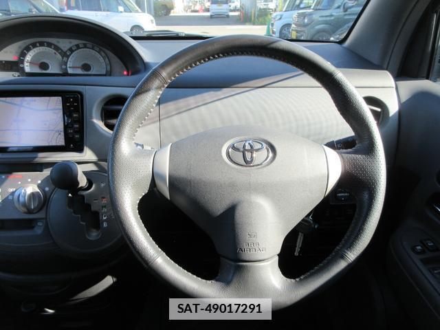 Toyota SIENTA 2011-11 7807002-15