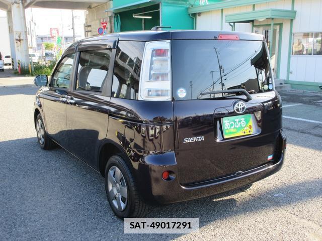 Toyota SIENTA 2011-11 7807002-8