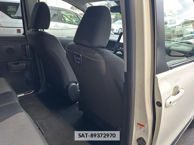 Toyota SIENTA 2023-07 7808997-12